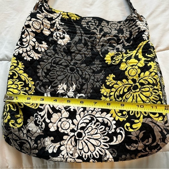 Vera Bradley Simple & Spacious Shoulder Bag in Retired Baroque Pattern. EUC/NWOT - Picture 9 of 11